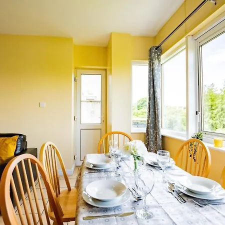 Budget Friendly 3 Bed 公寓 戈尔韦