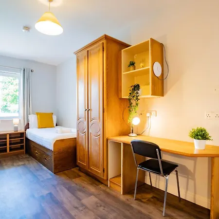 Apartment Budget Friendly 3 Bed Galway