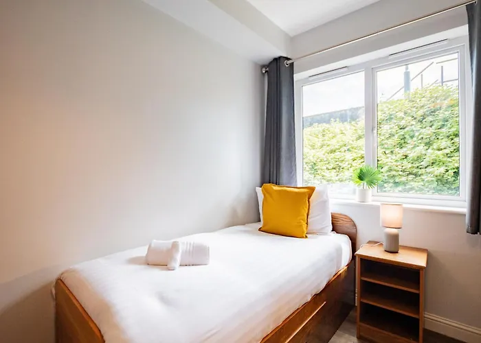 Budget Friendly 3 Bed Apartment Galway