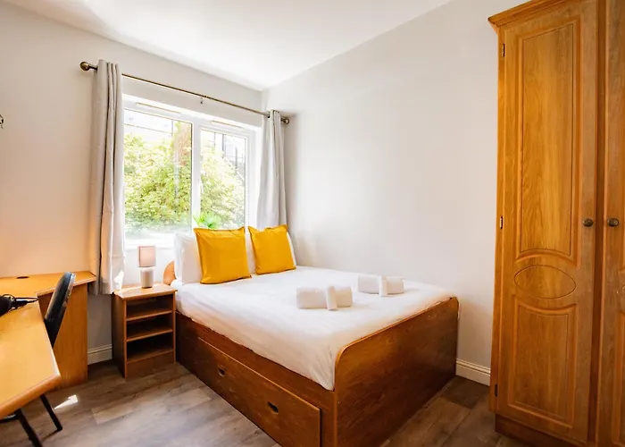 Budget Friendly 3 Bed * Galway