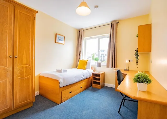 Budget Friendly 3 Bed *