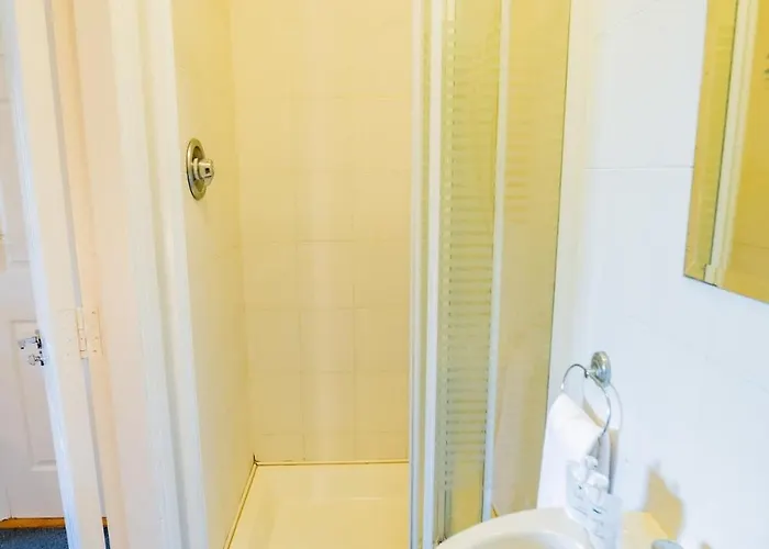 Budget Friendly 3 Bed ゴールウェイ